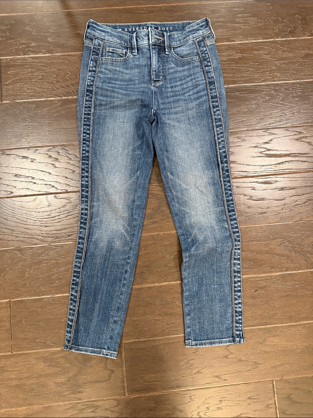 White House Black Market Indigo Ankle Crop Jeans with Side Seam Trim